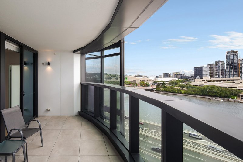 Photo - 702/8 Adelaide Street, Brisbane City QLD 4000 - Image 5