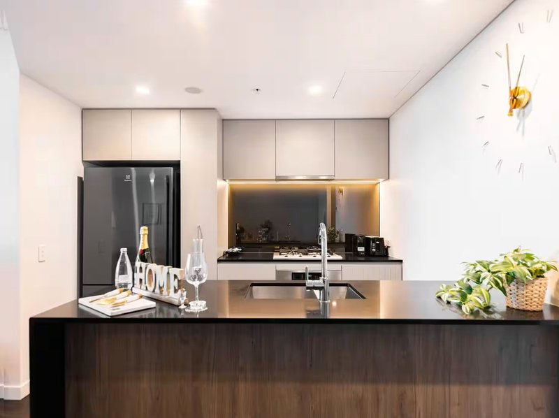 Photo - 702/8 Adelaide Street, Brisbane City QLD 4000 - Image 9
