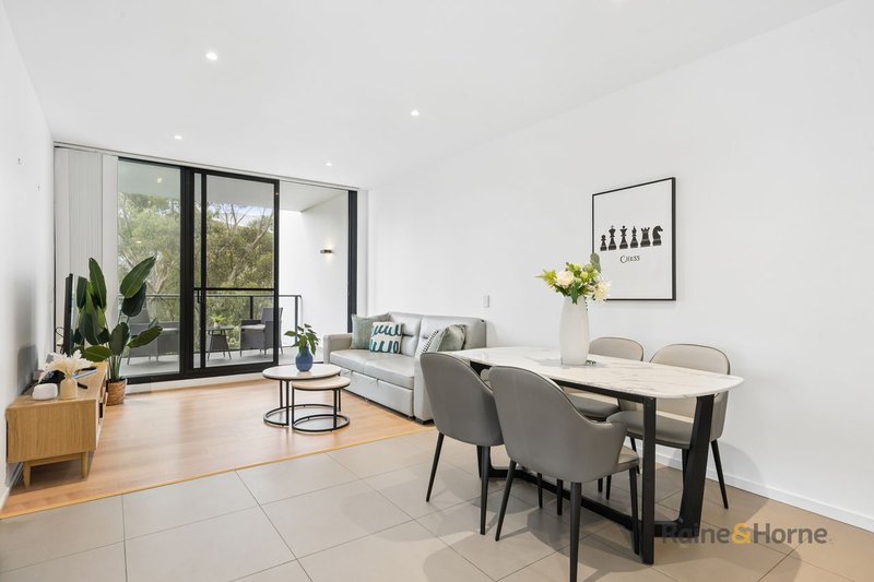 Photo - 702/8 Saunders Close, Macquarie Park NSW 2113 - Image 5
