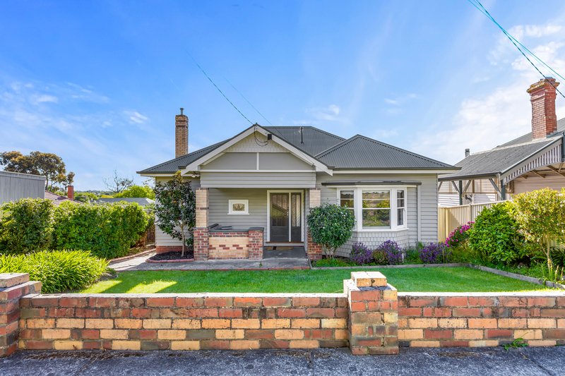 703 Neill Street, Soldiers Hill VIC 3350