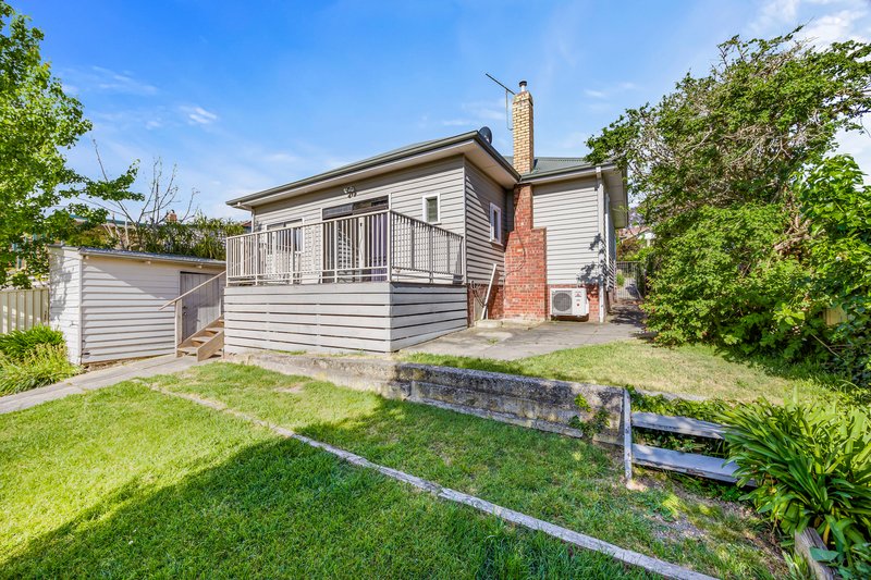 Photo - 703 Neill Street, Soldiers Hill VIC 3350 - Image 15