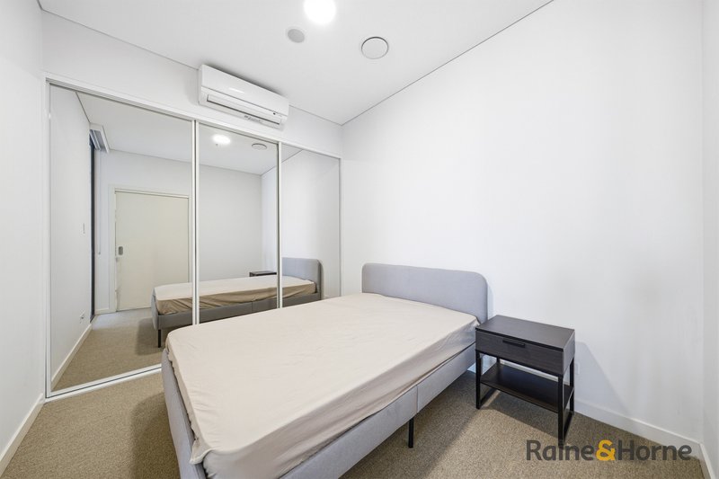 Photo - 703/11 Wentworth Place, Wentworth Point NSW 2127 - Image 13