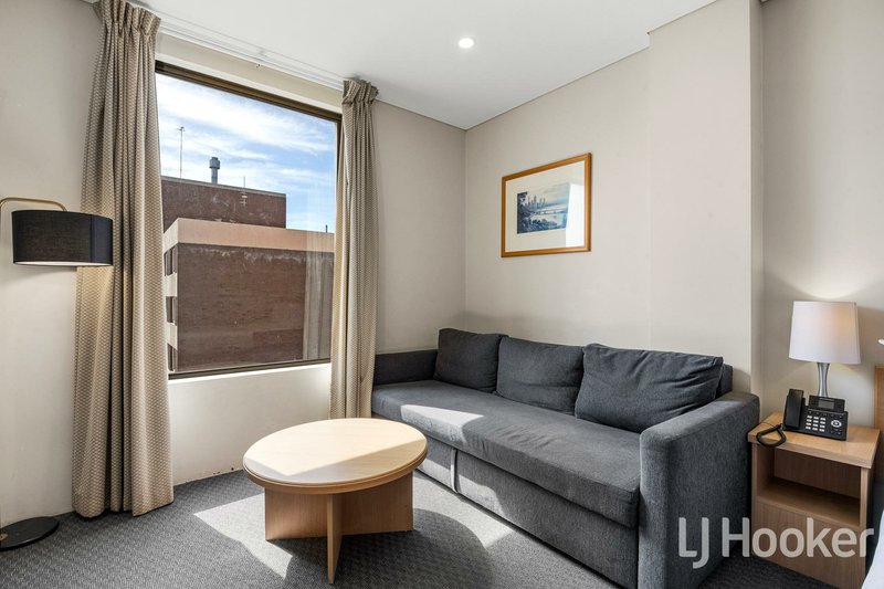 Photo - 703/12 Victoria Avenue, Perth WA 6000 - Image 2