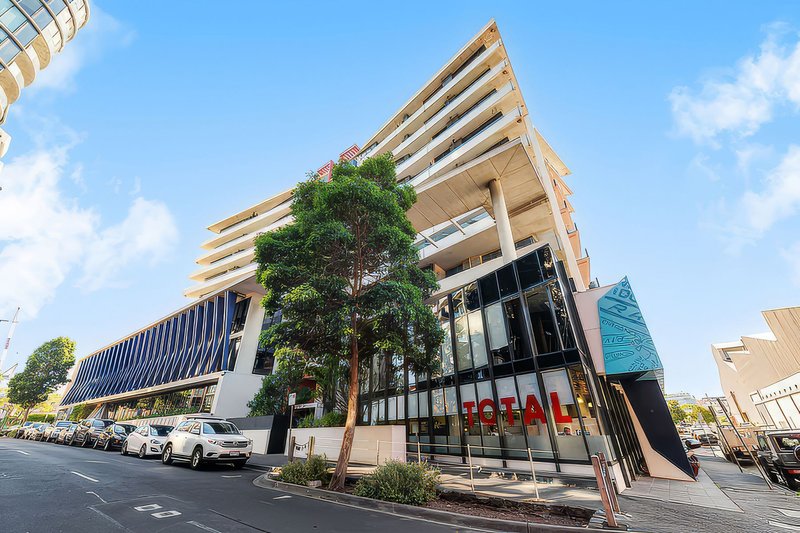 Photo - 703/163 Cremorne Street, Cremorne VIC 3121 - Image 2