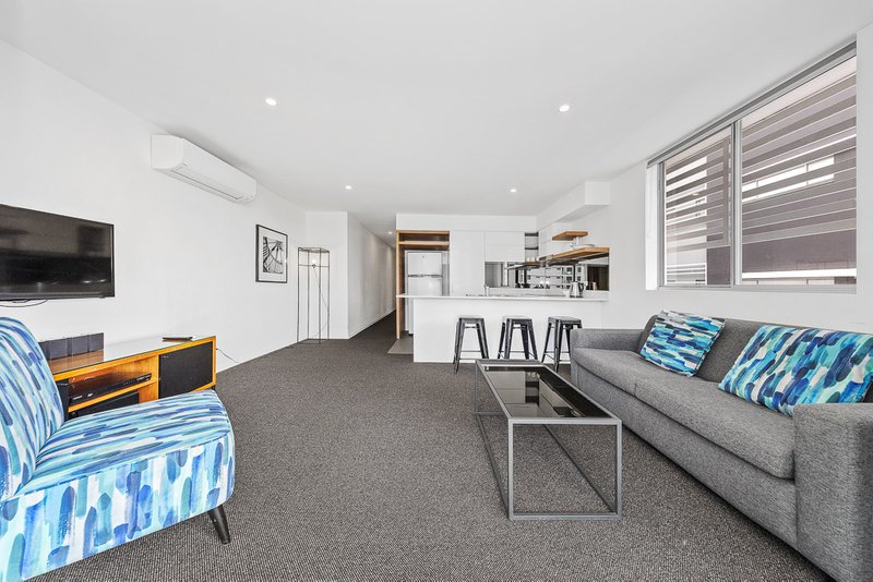 Photo - 703/18 Merivale Street, South Brisbane QLD 4101 - Image 3