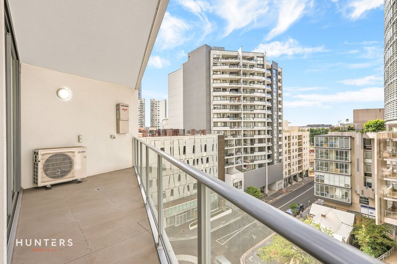 Photo - 703/21 Hassall Street, Parramatta NSW 2150 - Image 8