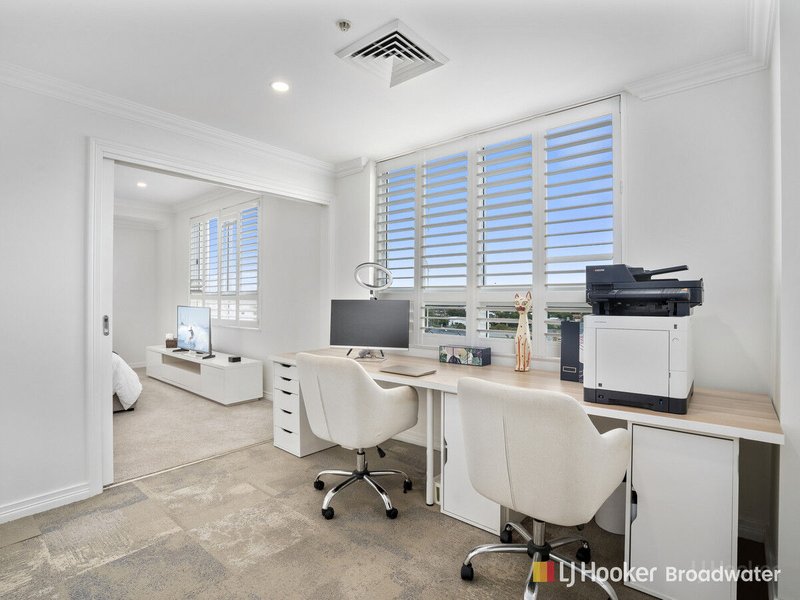 Photo - 703/212 Marine Parade, Labrador QLD 4215 - Image 9