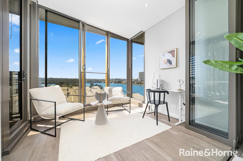Photo - 703/3 Foreshore Place, Wentworth Point NSW 2127 - Image 3