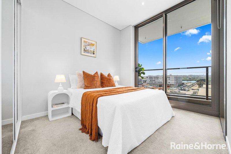 Photo - 703/3 Foreshore Place, Wentworth Point NSW 2127 - Image 6