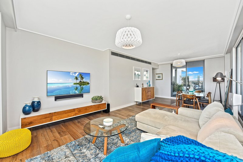 Photo - 703/76 Rider Blvd , Rhodes NSW 2138 - Image 2