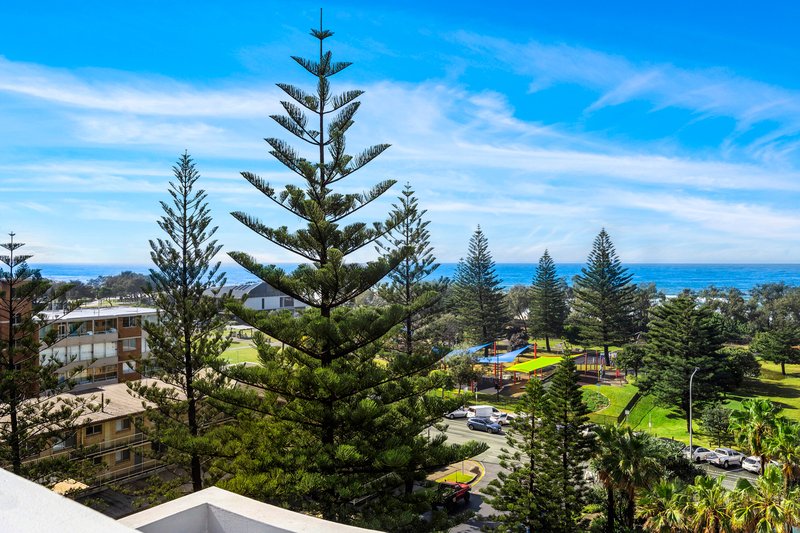 Photo - 703/8 Philip Avenue, Broadbeach QLD 4218 - Image