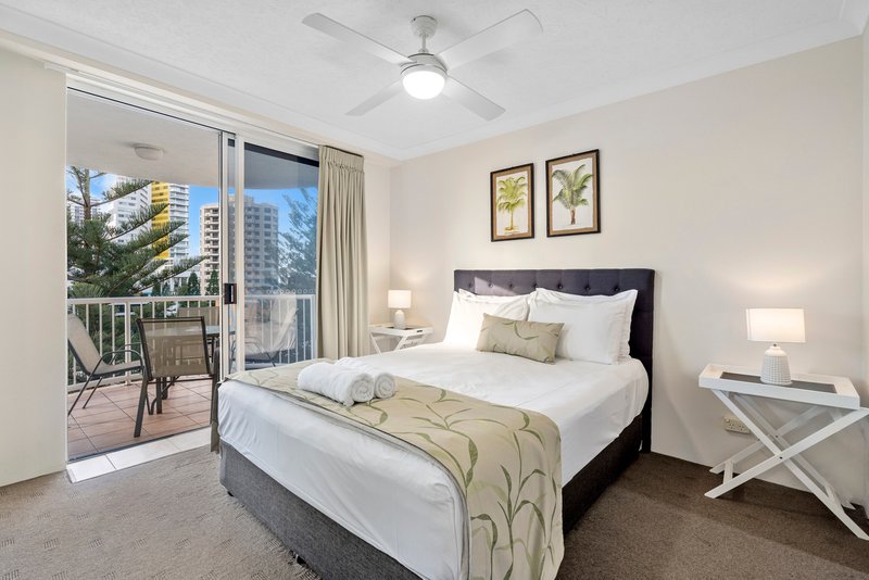 Photo - 703/8 Philip Avenue, Broadbeach QLD 4218 - Image 5