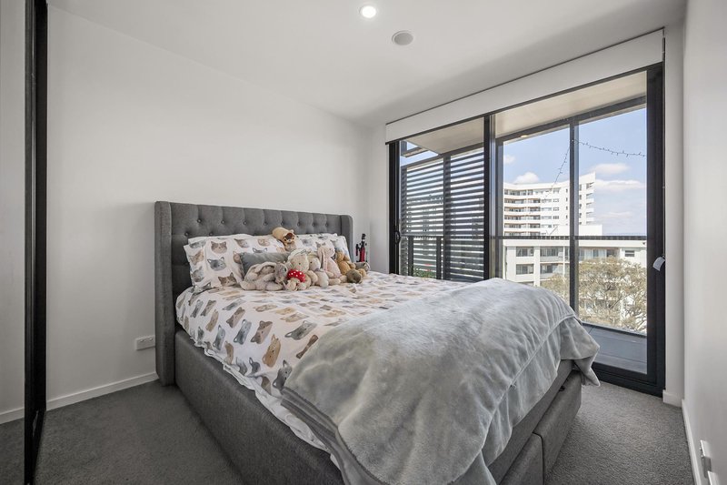 Photo - 703/90 Swain Street, Gungahlin ACT 2912 - Image 3