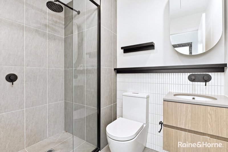 Photo - 704/1 Olive York Way, Brunswick West VIC 3055 - Image 5