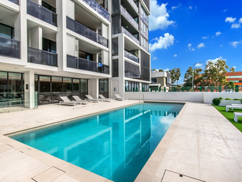 Photo - 704/1 Waterfront Place, Robina QLD 4226 - Image 23