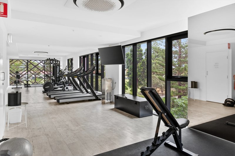 Photo - 704/185 Old Burleigh Road, Broadbeach QLD 4218 - Image 15