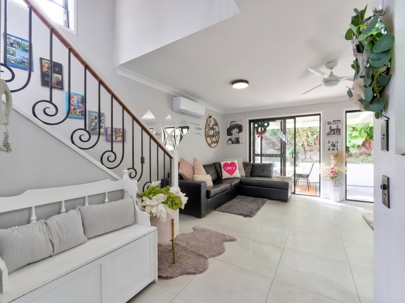 Photo - 704/22-34 Glenside Drive, Robina QLD 4226 - Image 4