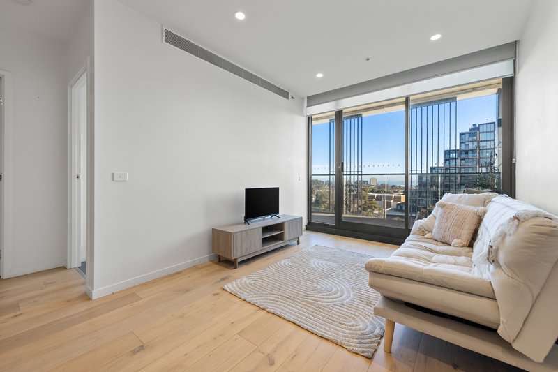 Photo - 704/25-29 Alma Road, St Kilda VIC 3182 - Image 3