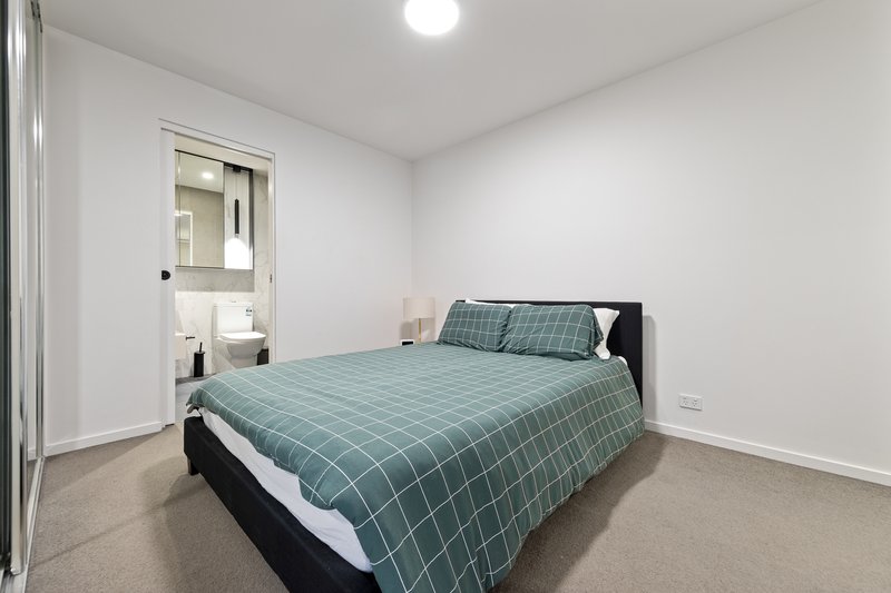 Photo - 704/25-29 Alma Road, St Kilda VIC 3182 - Image 6