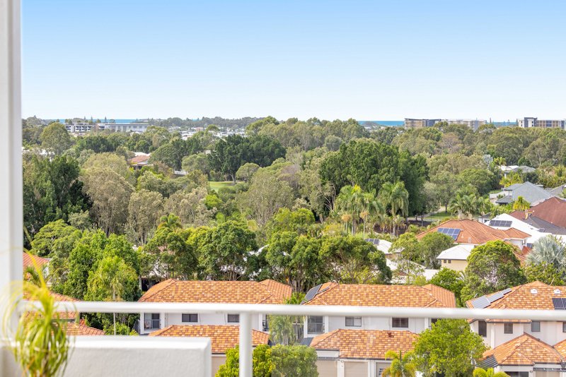 Photo - 704/38 Mahogany Drive, Pelican Waters QLD 4551 - Image 4