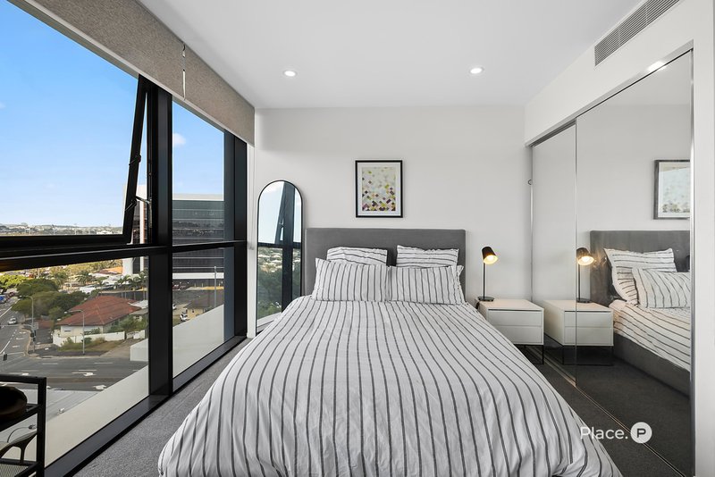 Photo - 704/50-54 Hudson Road, Albion QLD 4010 - Image 7