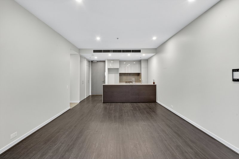 Photo - 704/70 Queens Road, Melbourne VIC 3004 - Image 8