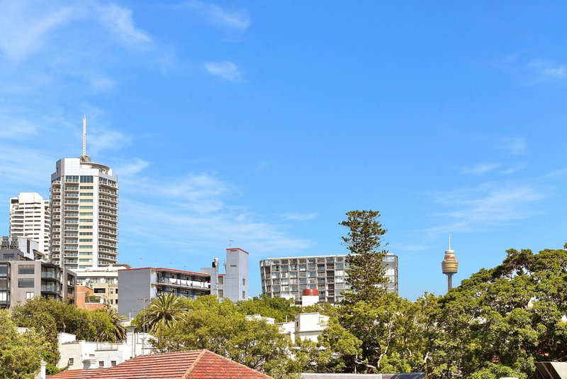 Photo - 704/76 Roslyn Gardens, Elizabeth Bay NSW 2011 - Image 7
