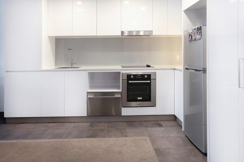 Photo - 704/9 Machinery Street, Bowen Hills QLD 4006 - Image 4