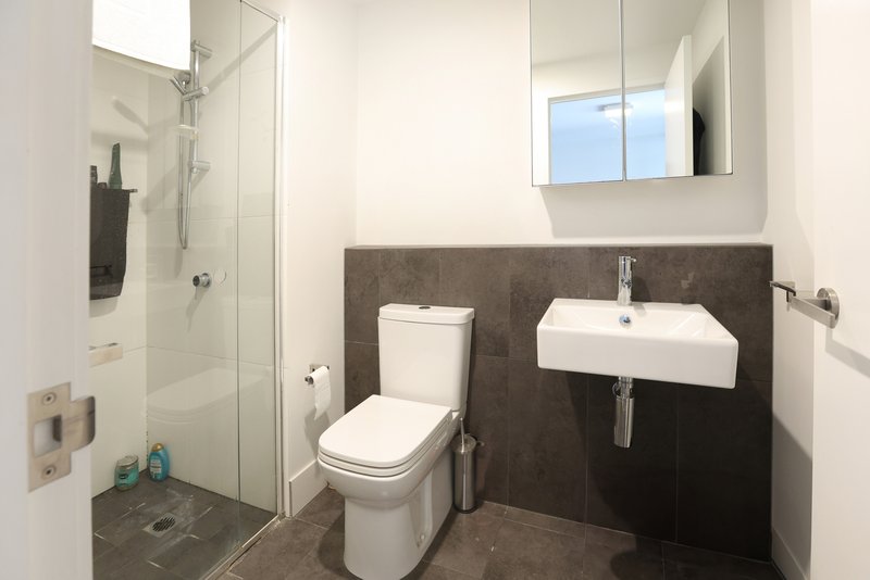 Photo - 704/9 Machinery Street, Bowen Hills QLD 4006 - Image 11