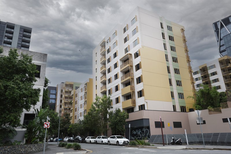 Photo - 704/9 Machinery Street, Bowen Hills QLD 4006 - Image 18