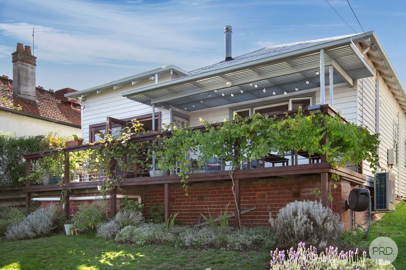 Photo - 704A Neill Street, Soldiers Hill VIC 3350 - Image 1