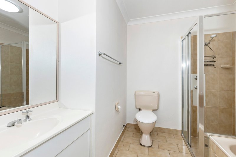 Photo - 70/5 Griffiths Street, Blacktown NSW 2148 - Image 4