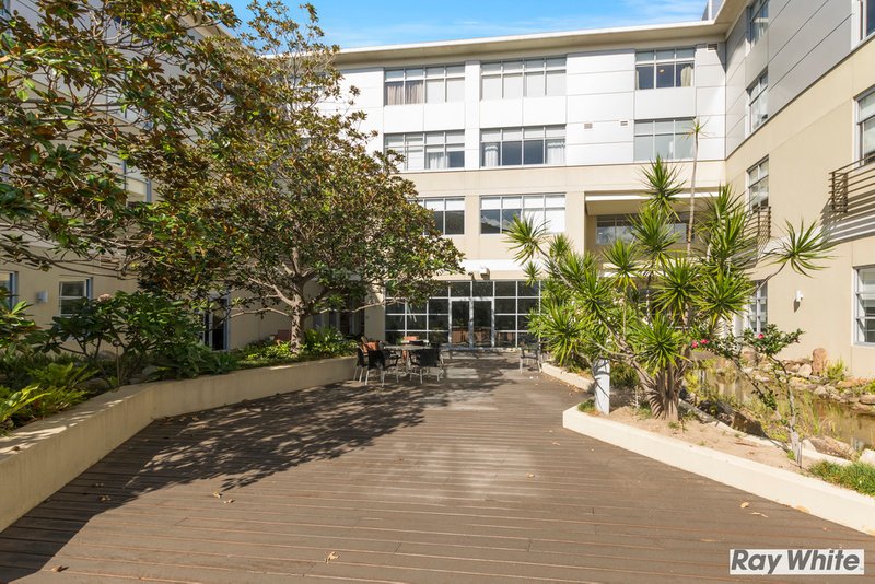 Photo - 705/1 Ross Street, Wollongong NSW 2500 - Image 9