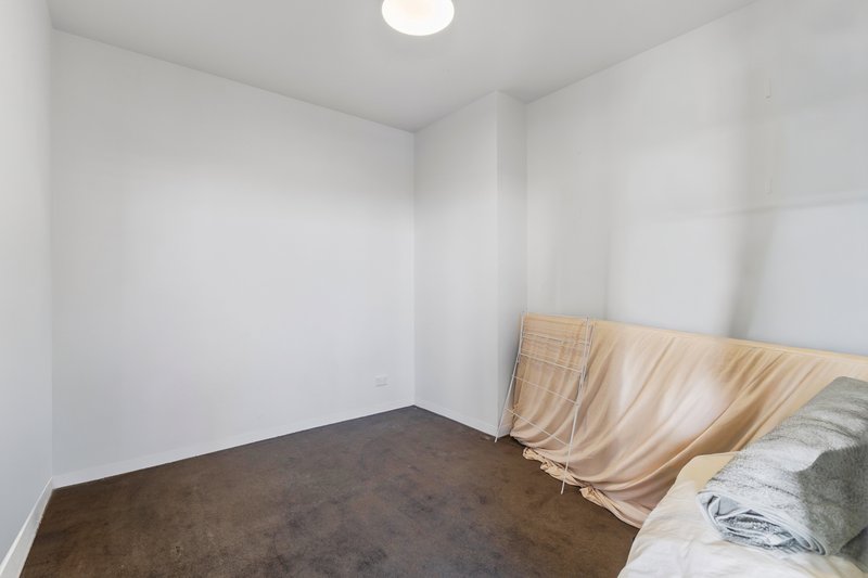 Photo - 705/11 Flockhart Street, Abbotsford VIC 3067 - Image 9