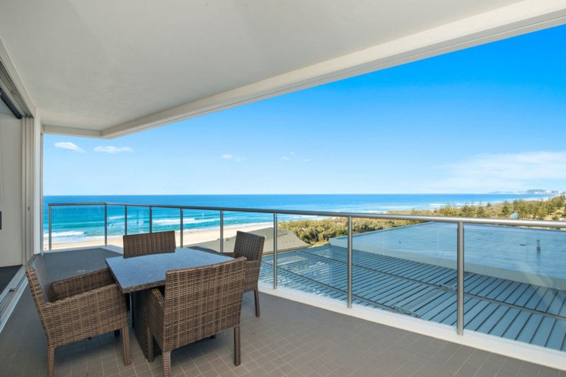 Photo - 705/159 Old Burleigh Road, Broadbeach QLD 4218 - Image 4