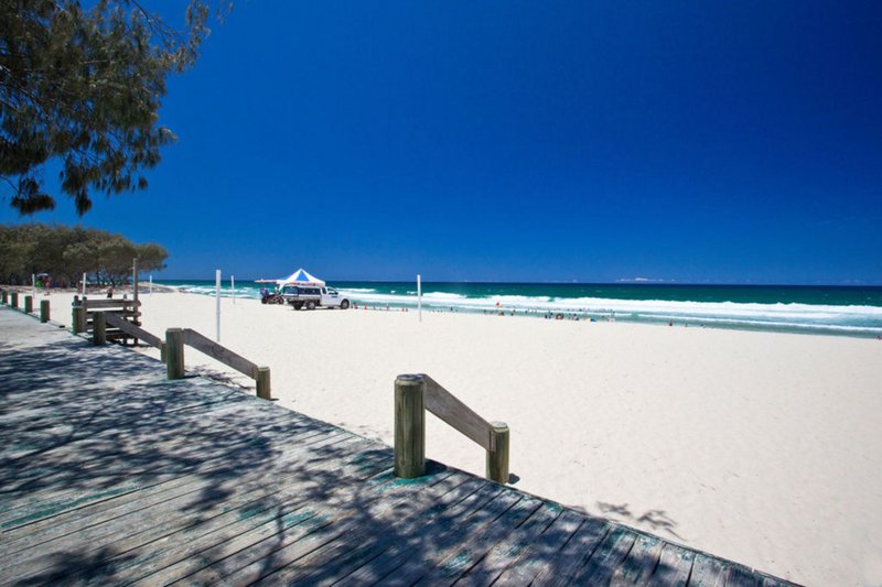 Photo - 705/159 Old Burleigh Road, Broadbeach QLD 4218 - Image 15