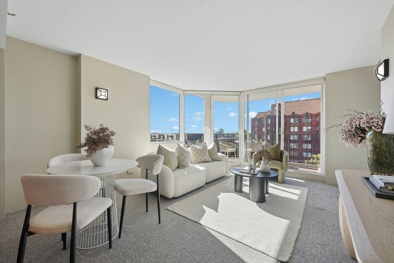 Photo - 705/2A Elizabeth Bay Road, Elizabeth Bay NSW 2011 - Image 1