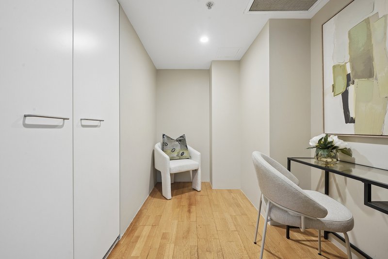 Photo - 705/2A Elizabeth Bay Road, Elizabeth Bay NSW 2011 - Image 5