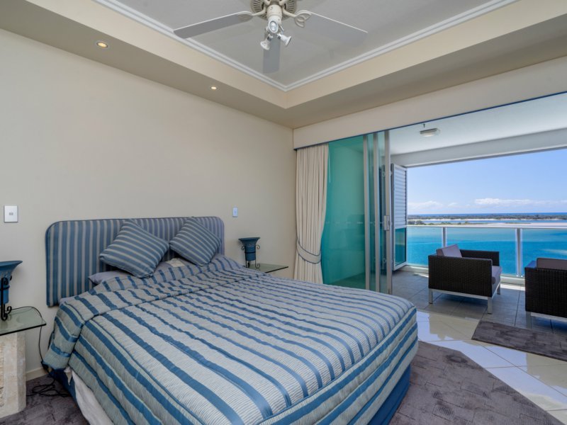 Photo - 705/300 Marine Parade, Labrador QLD 4215 - Image 11