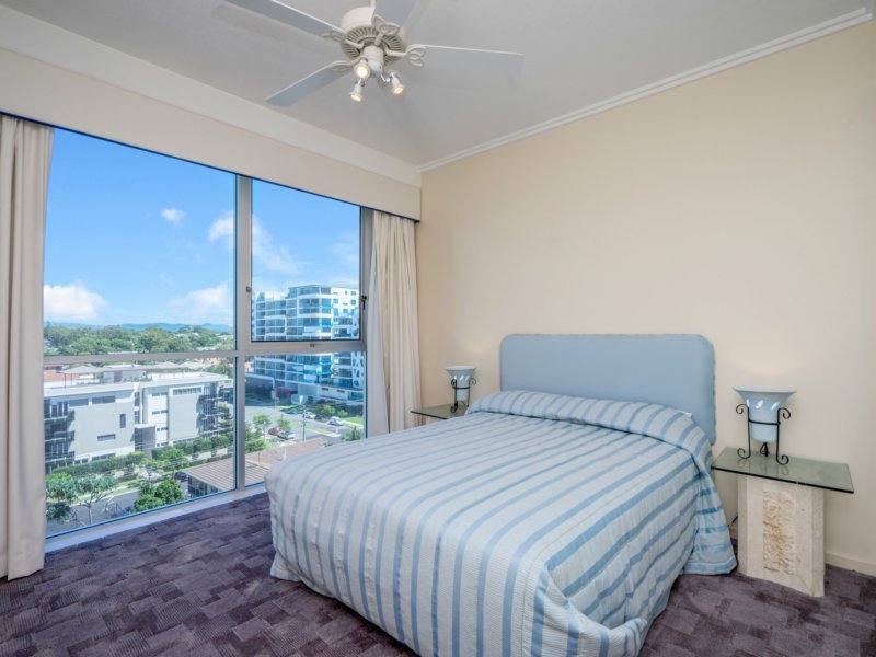 Photo - 705/300 Marine Parade, Labrador QLD 4215 - Image 15