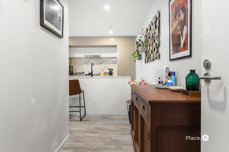 Photo - 705/49 Cordelia Street, South Brisbane QLD 4101 - Image 9