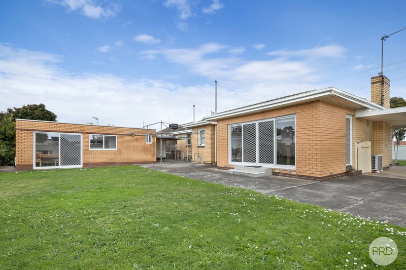 Photo - 706 Norman Street, Invermay Park VIC 3350 - Image 9