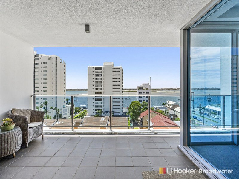 706/20 Labrador Street, Labrador QLD 4215