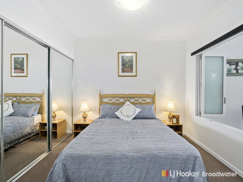 Photo - 706/20 Labrador Street, Labrador QLD 4215 - Image 10