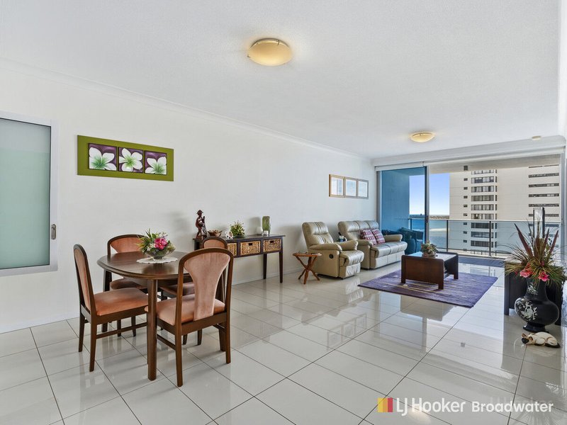 Photo - 706/20 Labrador Street, Labrador QLD 4215 - Image 13