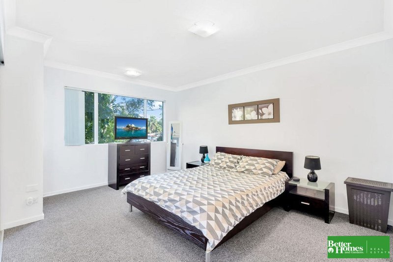 Photo - 706/33 Clark Street, Biggera Waters QLD 4216 - Image 3