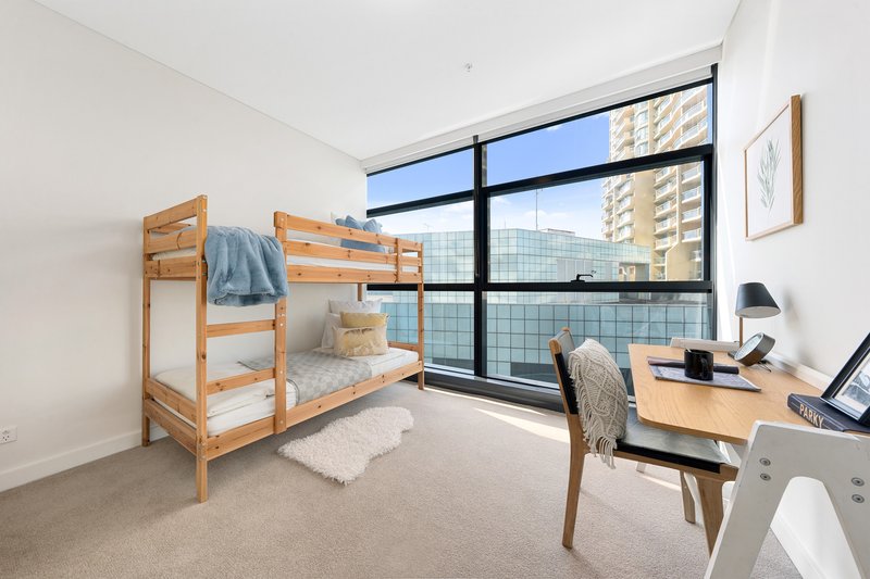 Photo - 706/69 Albert Avenue, Chatswood NSW 2067 - Image 5