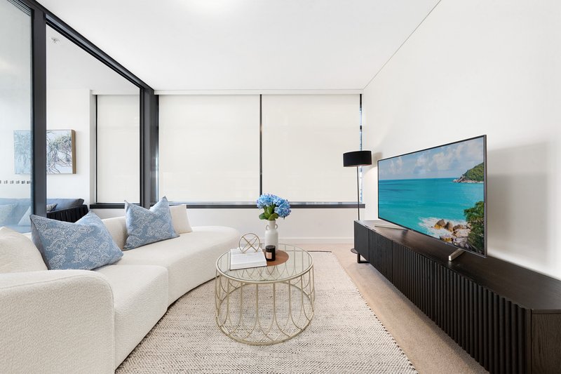 Photo - 706/69 Albert Avenue, Chatswood NSW 2067 - Image 8