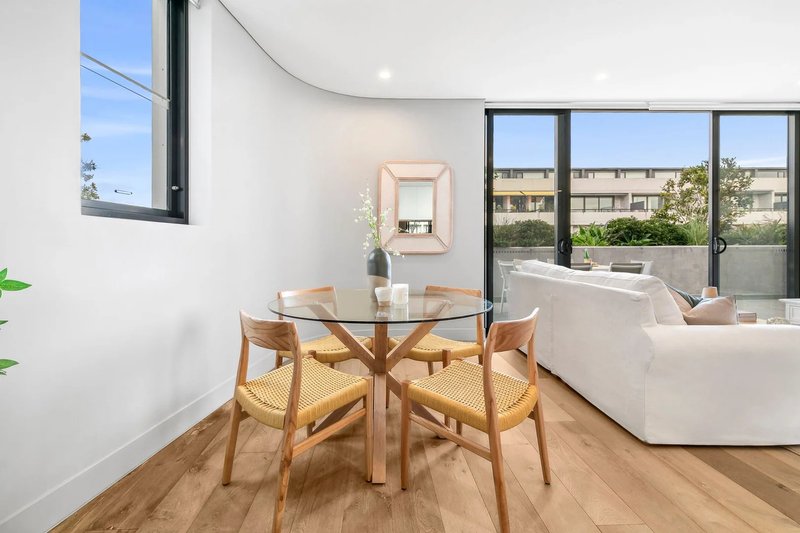 Photo - 706/74 Macdonald Street, Erskineville NSW 2043 - Image 4