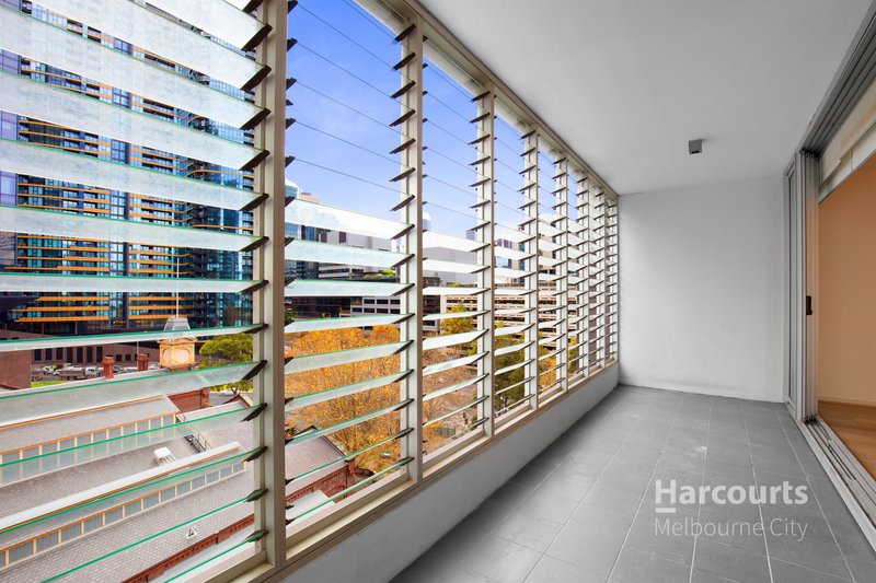 Photo - 706/8 Mccrae Street, Docklands VIC 3008 - Image 3